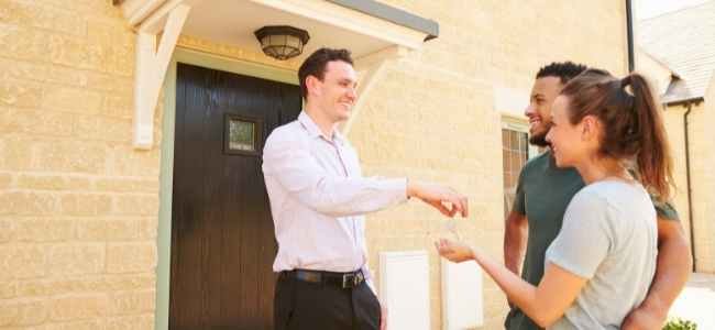 How Best Real Estate Agents Can Use Expired Listing Postcards To Stand Out From The Crowd