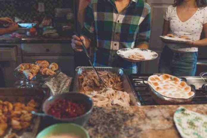 From Plate to Palate 4 Thanksgiving Buffet Tips for a Perfect Day From Plate to Palate: 4 Thanksgiving Buffet Tips for a Perfect Day